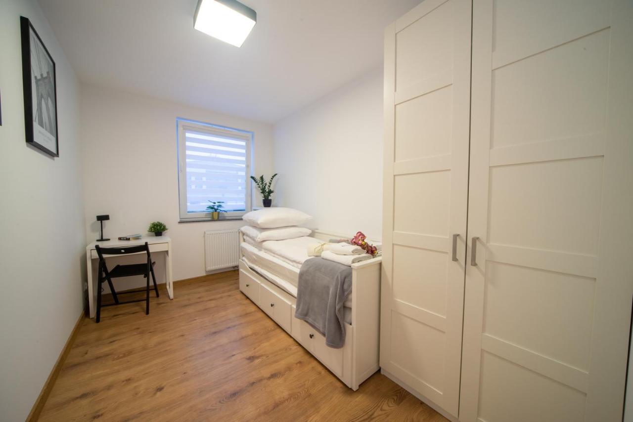 Maya'S Flats & Resorts 49 - Spacious 3 Rooms Apartment In Szafarnia Gdansk Ngoại thất bức ảnh